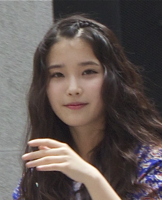 IU (Lee Ji-eun)